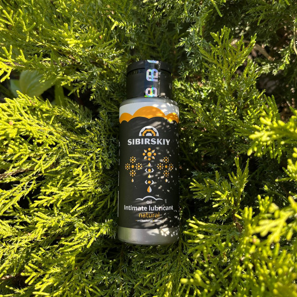 Интимный лубрикант SIBIRSKIY на масляной основе с календулой - 100 мл. Интимный лубрикант SIBIRSKIY на масляной основе с календулой - 100 мл.