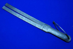 Двухпалая черная шлепалка из натуральной кожи Двухпалая черная шлепалка из натуральной кожи