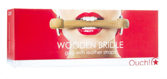 Красный кляп Wooden Bridle с деревянным трензелем