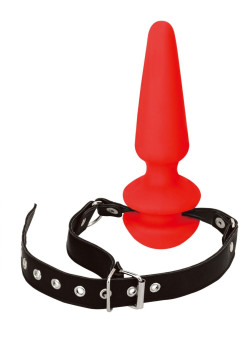 Красный кляп-плаг из силикона на черных регулируемых ремешках Красный кляп-плаг из силикона на черных регулируемых ремешках