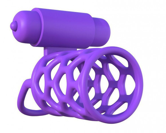 Фиолетовая насадка с подхватом мошонки и вибропулей Фиолетовая насадка с подхватом мошонки и вибропулей