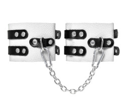 Бело-черные оковы с двумя ремешками и люверсами Бело-черные оковы с двумя ремешками и люверсами