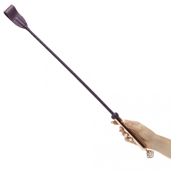Фиолетовый стек Cherished Collection Riding Crop - 70 см. Фиолетовый стек Cherished Collection Riding Crop - 70 см.