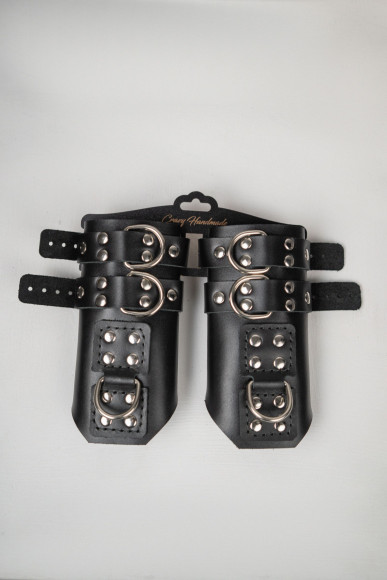 Черные высокие кожаные наручники для подвешивания Черные высокие кожаные наручники для подвешивания